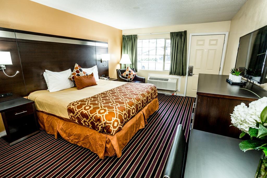 Budget Inn Of America Medford Ngoại thất bức ảnh