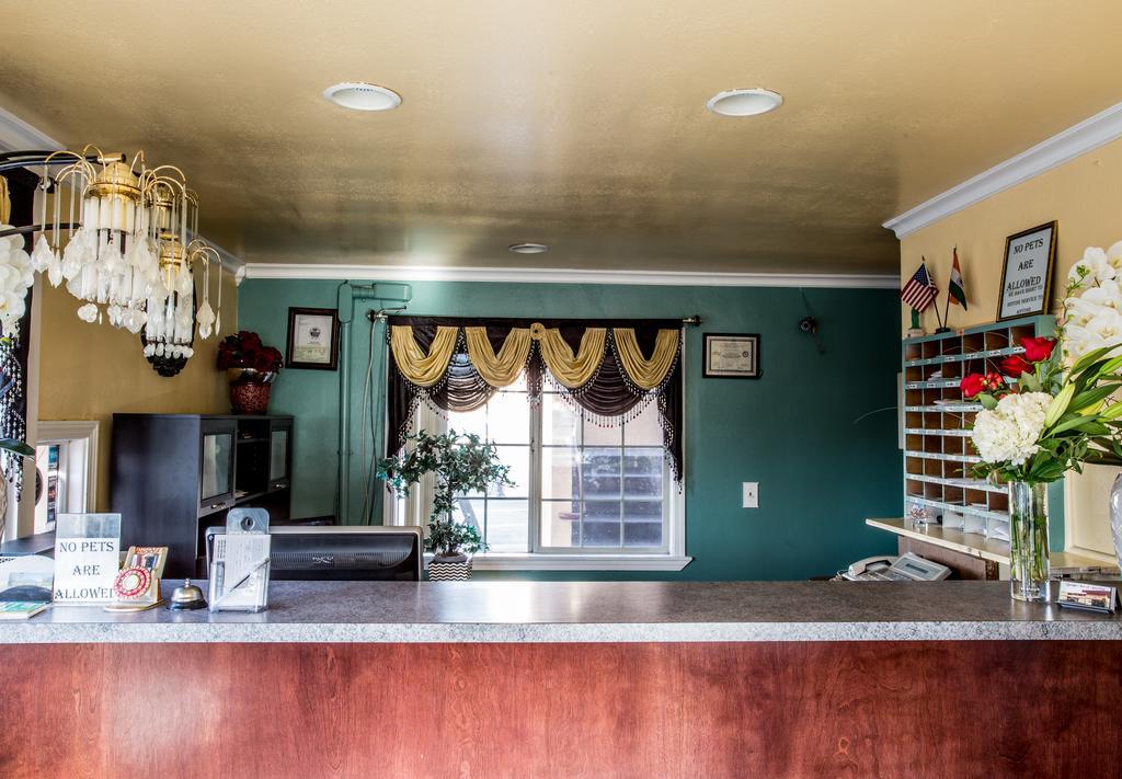 Budget Inn Of America Medford Ngoại thất bức ảnh