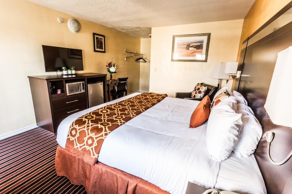 Budget Inn Of America Medford Ngoại thất bức ảnh
