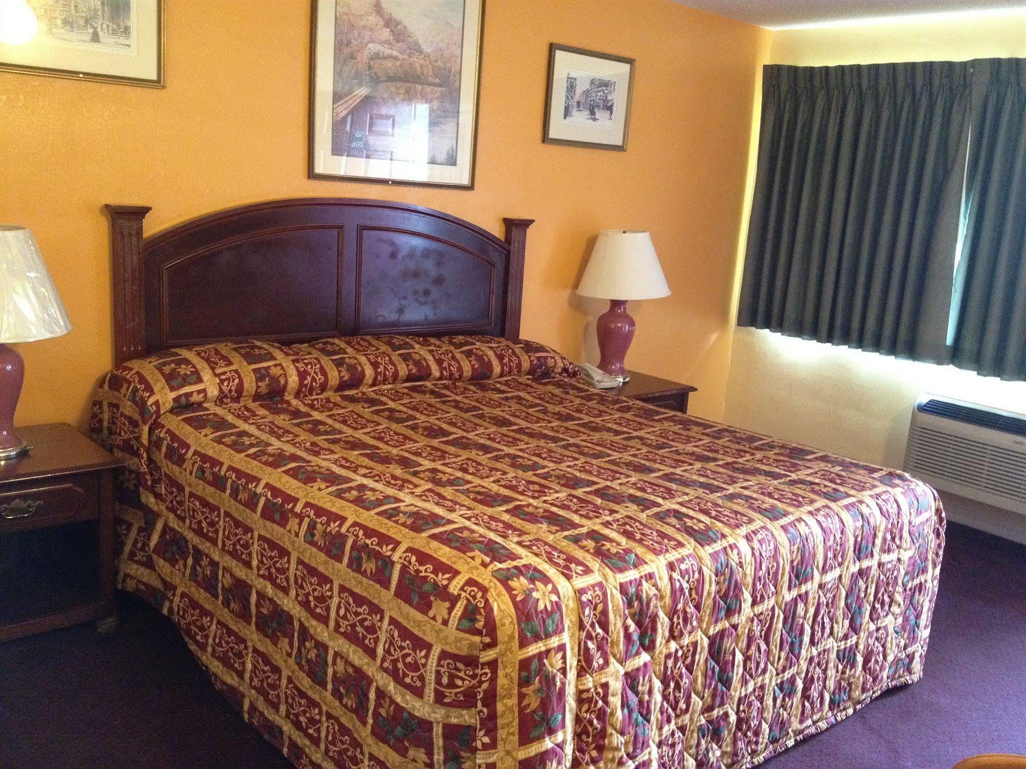 Budget Inn Of America Medford Ngoại thất bức ảnh