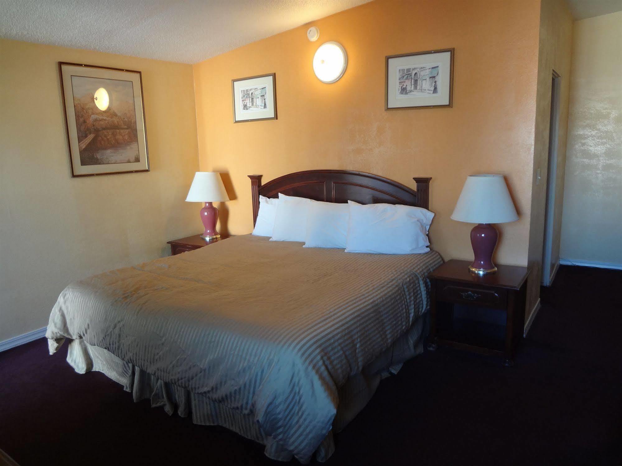 Budget Inn Of America Medford Ngoại thất bức ảnh