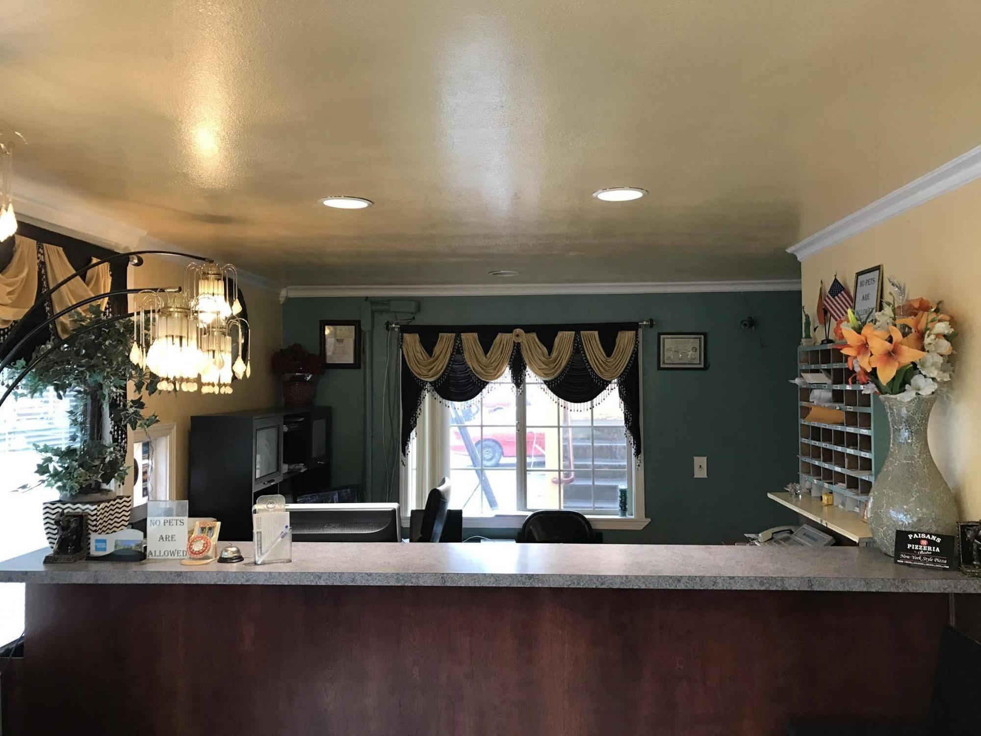 Budget Inn Of America Medford Ngoại thất bức ảnh
